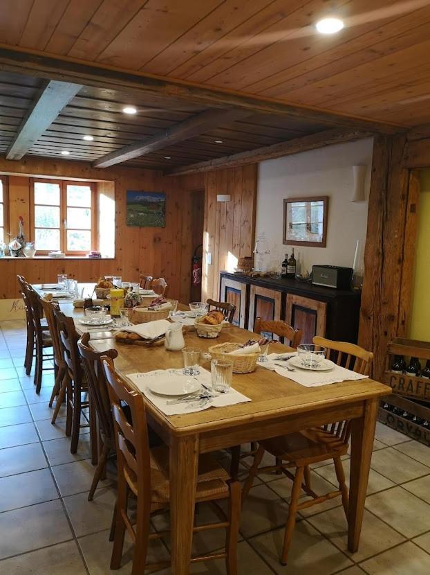 Maison Le Rozet Les Gras Bagian luar foto